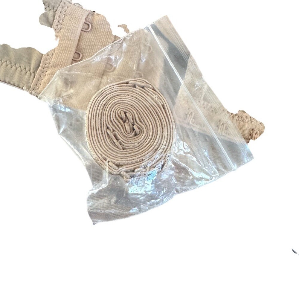 Ellen Tracy Beige Strapless Convertible Push-Up Underwire Padded Bra Size 36C - Picture 7 of 9